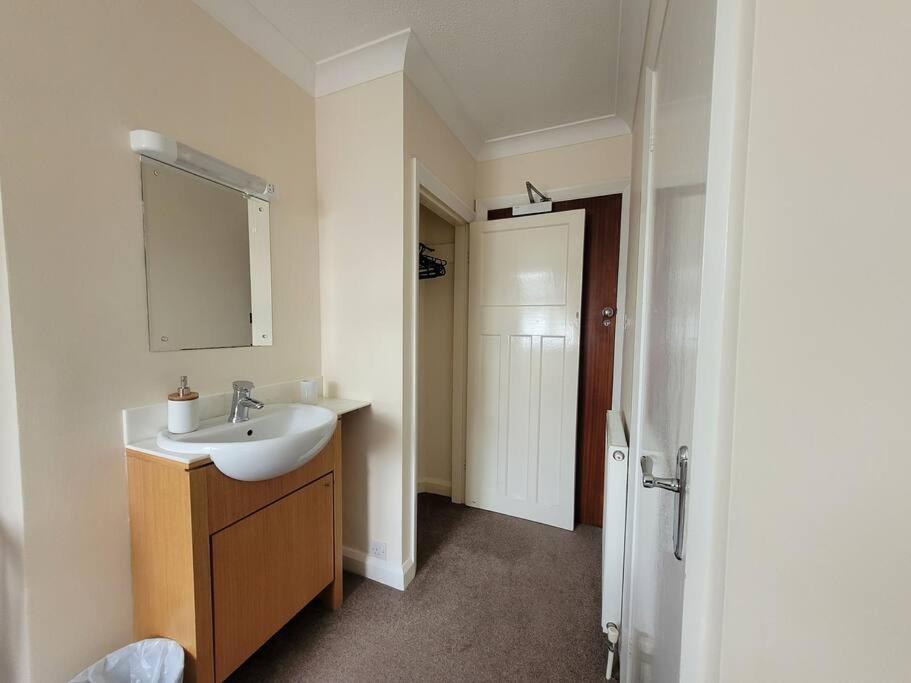 Cornerways Guest House Оксфорд Экстерьер фото